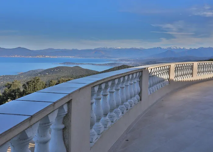 Le Belvedere 호텔
